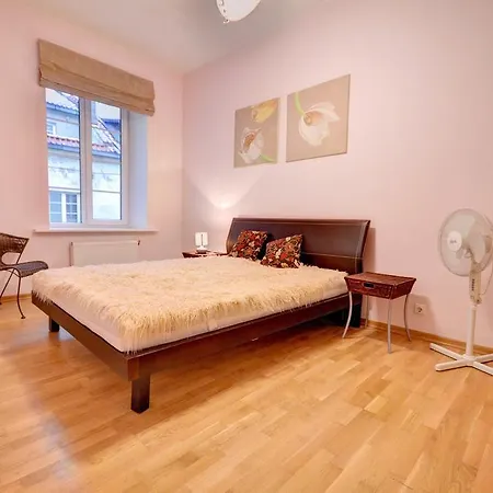 Great Near Town Hall Appartement *